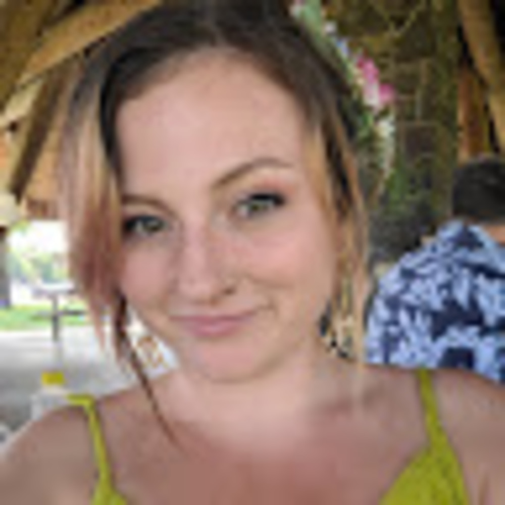 Meet your Posher, Alexandra